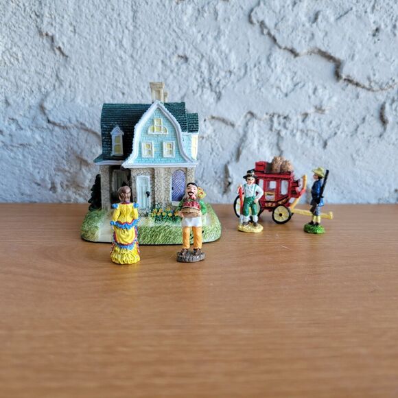 Liberty Falls all in one Miller family's shingle house with 5 handpainted pewter - Picture 9 of 14